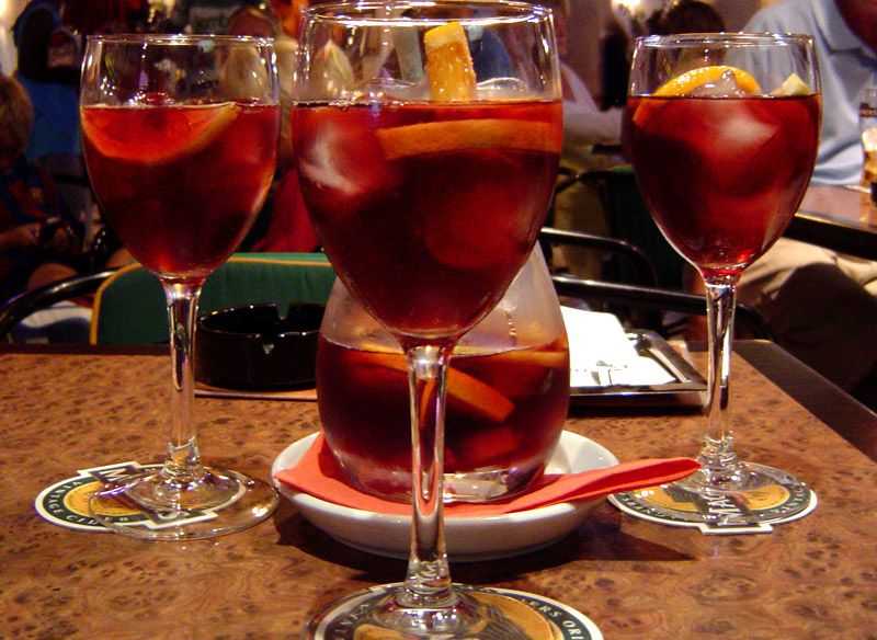 coctel-con-boones-sangria.jpeg