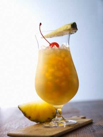 coctel-de-piña.jpeg